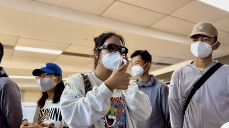 这都可以(调节什么和什么可以改变视野的明暗)要使视野明亮,亮亮视野如何让AR眼镜成为生活必需品?, 这都可以(调节什么和什么可以改变视野的明暗)要使视野明亮,亮亮视野如何让AR眼镜成为生活必需品?,